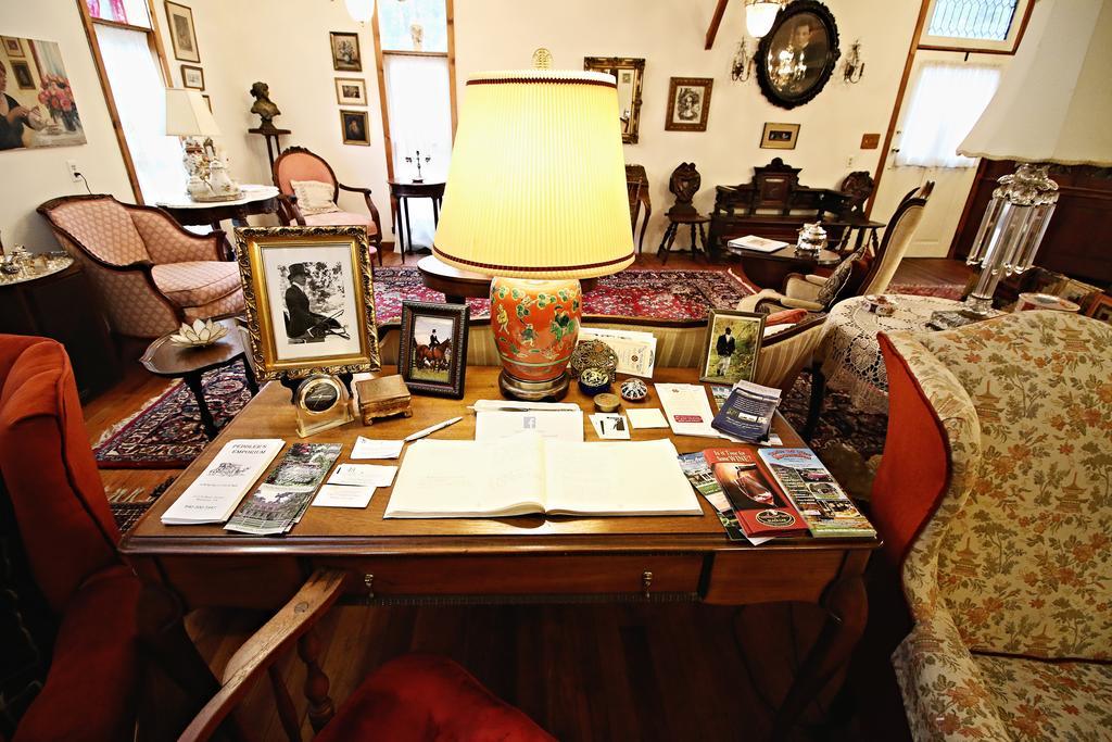 Ebenezer House Bed & Breakfast Burtonsville Kültér fotó