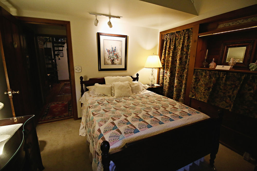 Ebenezer House Bed & Breakfast Burtonsville Kültér fotó